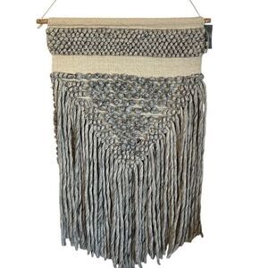 NWT THRESHOLD Boho Woven Wall Hanging Decor Chic 70s 20” X 35” Gray Cream Tan